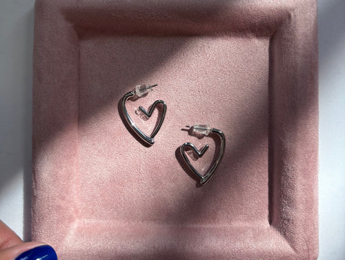 AMORE EARRINGS